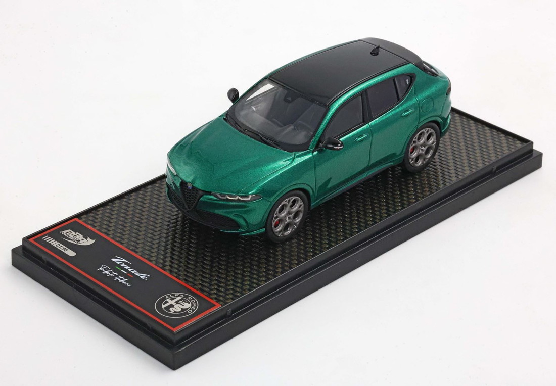 【取っておく】Alfa Romeoアルファロメオ Tonale Tributo Verde Montreal 押さえる50台 / BBR 1/43 ミニカー