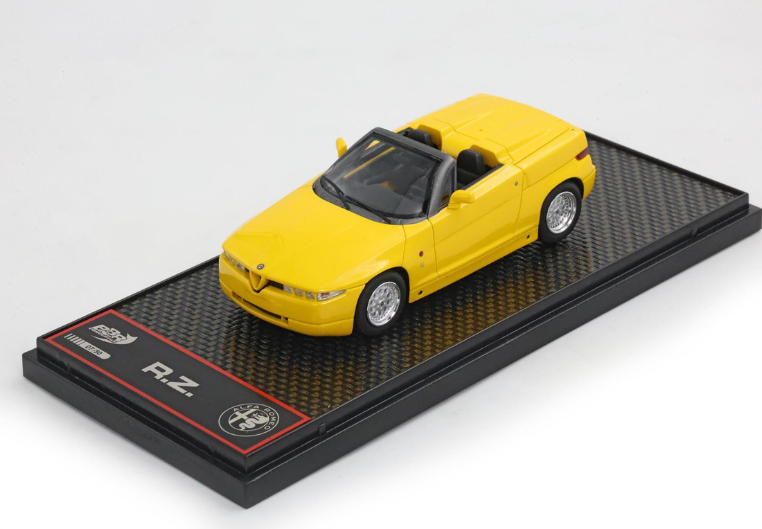 【取っておく】Alfa Romeoアルファロメオ RZ Roadster Yellow 押さえる50台 / BBR 1/43 ミニカー