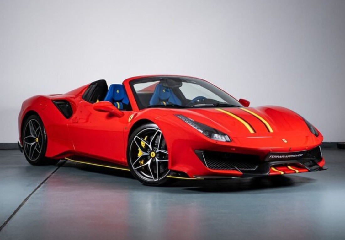 【取って置く】Ferrariフェラーリ 488 Pista Spider Rosso Corsa with two yellow stripes / BBR 1/18 ミニカー