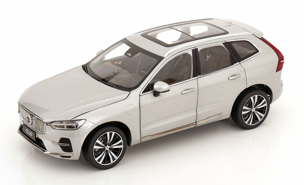 Volvoボルボ XC60 Rechargeリチャージ 2022 しろがね色 / Paudi 1/18 ミニカー 車-おもちゃ