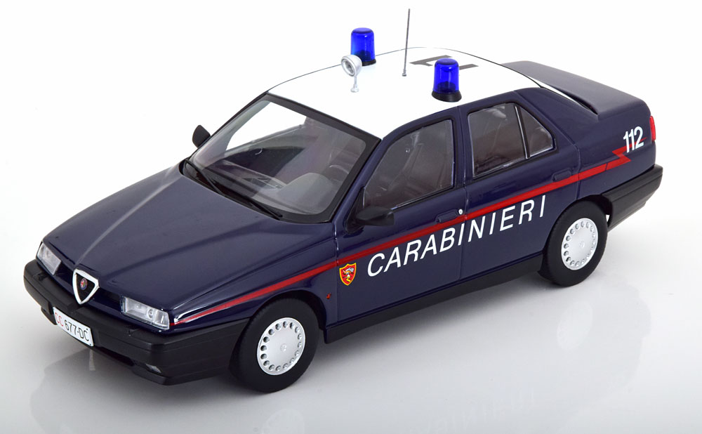 Alfa Romeoアルファロメオ 155 Carabinieriカラビニエリ 1996 / TRIPLE9 1/18 ミニカー