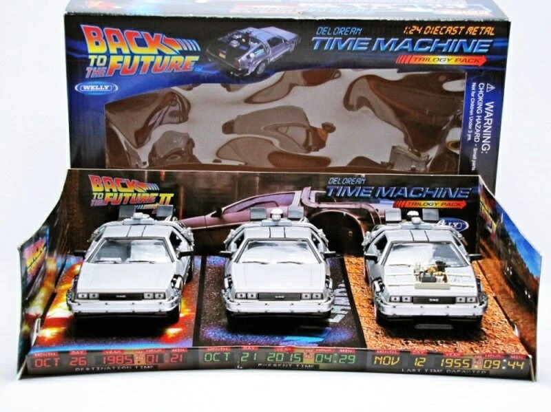 DeLoreanデロリアン Coffretコフレ Back to the Futureバックトゥザフューチャー I II III / WELLY 1/24 ミニカー