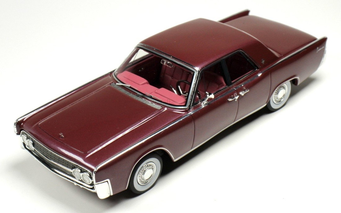 【取っておく】2026年発売予定を組むLincolnエイブラハム・リンカーン Continentalコンチネンタル 1962 ロイヤル赤いこと / GOLDVARG 1/43 ミニカー