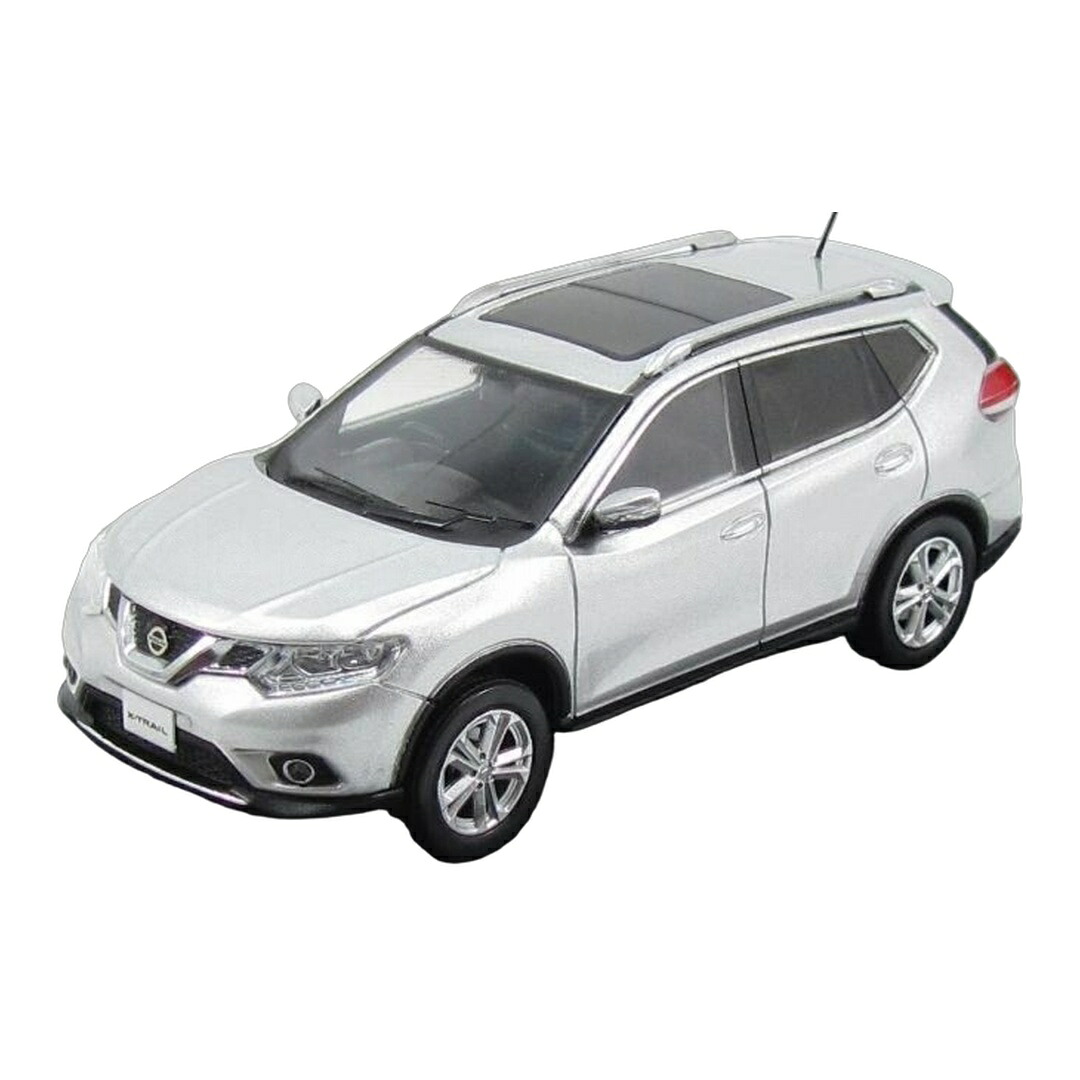 NISSAN日産 X TRAILエクストレイル 2014 シルバー / Premium Collectibles 1/43 ミニカー