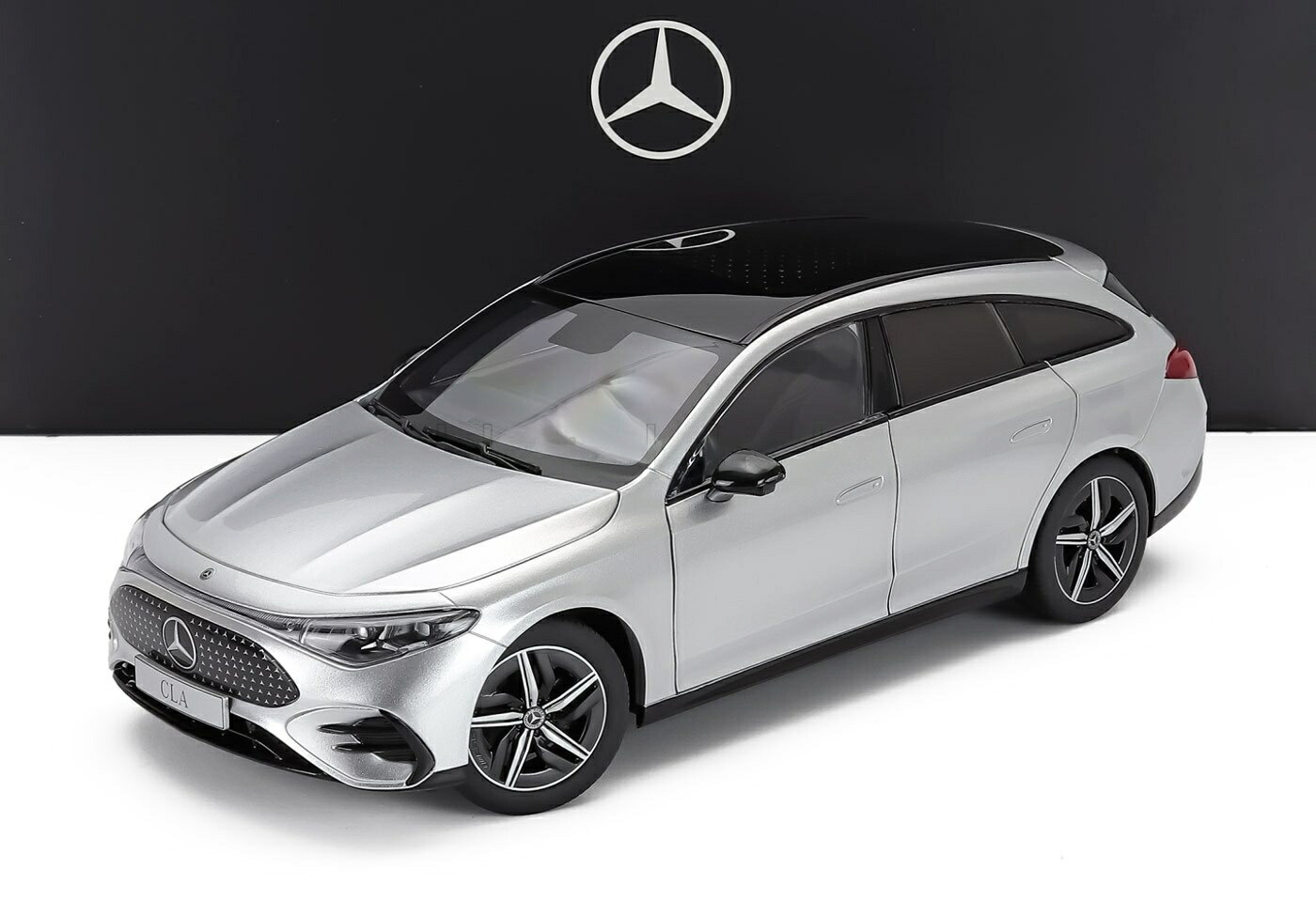 【取っておく】 MERCEDES BENZメルセデスベンツ CLA CLASS CLA位置付け (X174) SHOOTING BRAKEシューティングひと休み SW STATION WAGONス / NZG 1/18 ミニカー