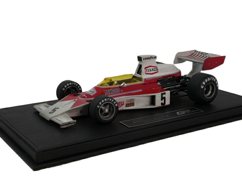 McLaren M23 1974年 F1 ブラジルGP 優勝 #5 E フィッティパルディ ダーティバージョン ディスプレイケース付き/ GP Replicas 1/18 ミニカー