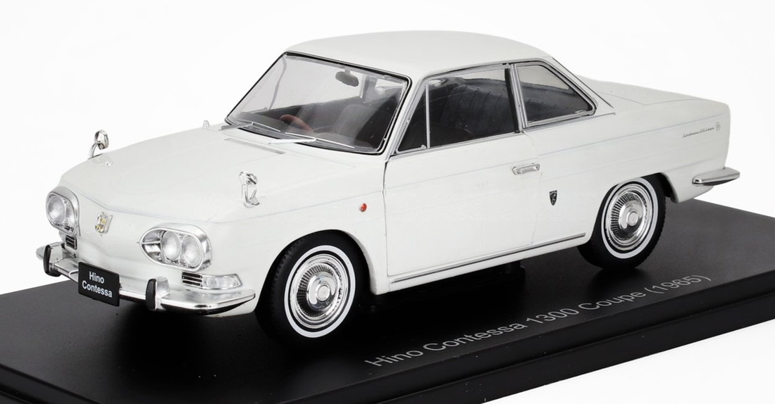 HINO日野 CONTESSAコンテッサ 1300 COUPEクーペ (RENAULTルノー 4CV) 1965 白いこと HACHETTE-JAPANESE-CAR-COLLECTION / EDICOLA 1/24 ミニカー おもちゃ-ミニカー・トイカー-乗り物のおもちゃ