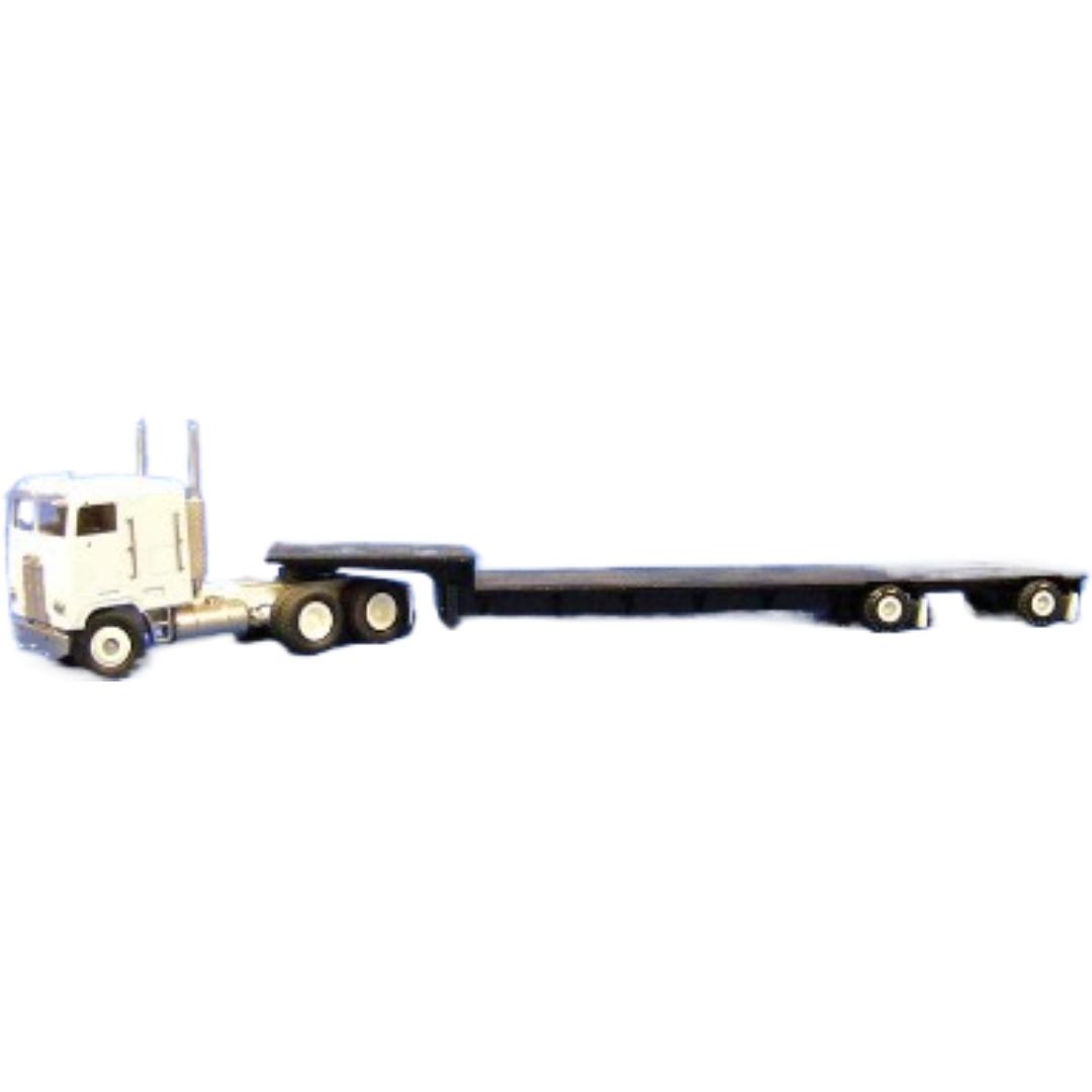 Freightliner Talbert ドロップデッキトレーラー ホワイト/ブラック / CONRAD 1/50 建設機械模型 工事車両