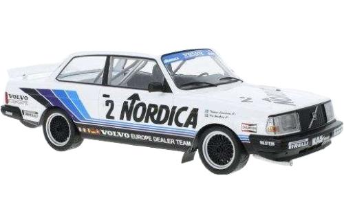 ETCC Brunn Volvo 240 Turbo 1986 No.2 / IXO 1/18 ミニカー