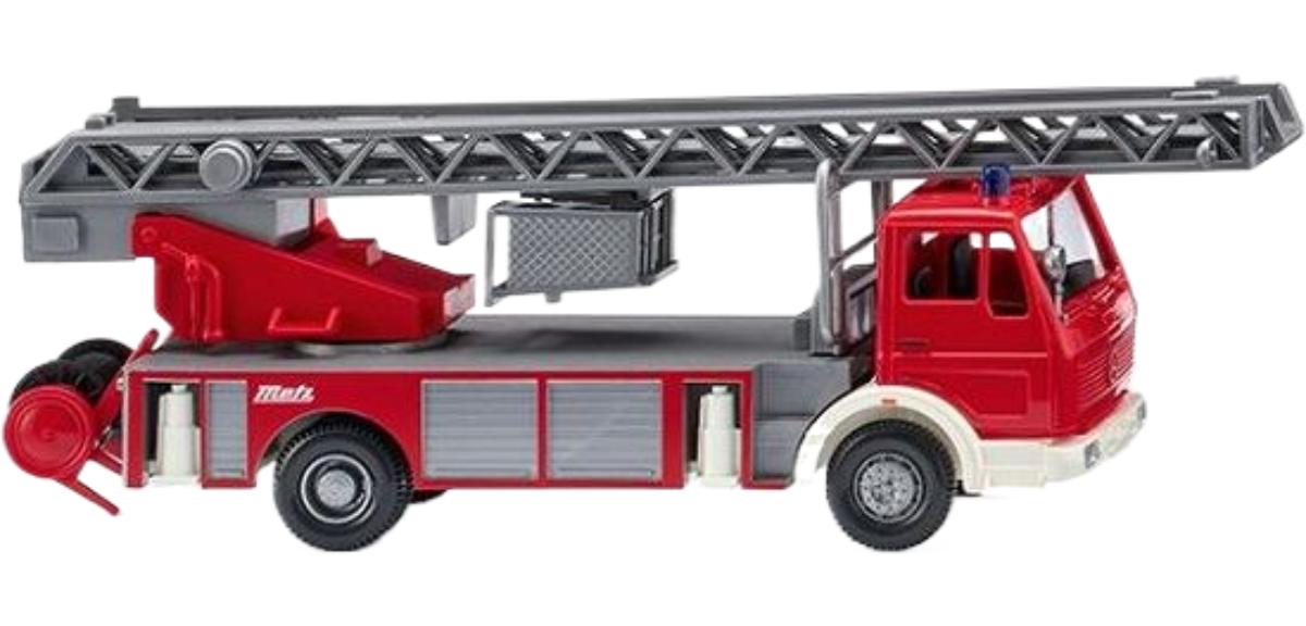 Mercedes Benz NG Metz DLK23 12 消防はしご車 トラック / Wiking 1/87 建設機械模型 工事車両