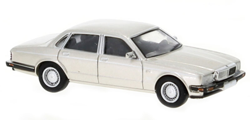 Jaguarジャガー XJ 40 ベージュメタリック 1986 高級セダン 模型 モデル / PCX87 1/87 ミニカー 模型