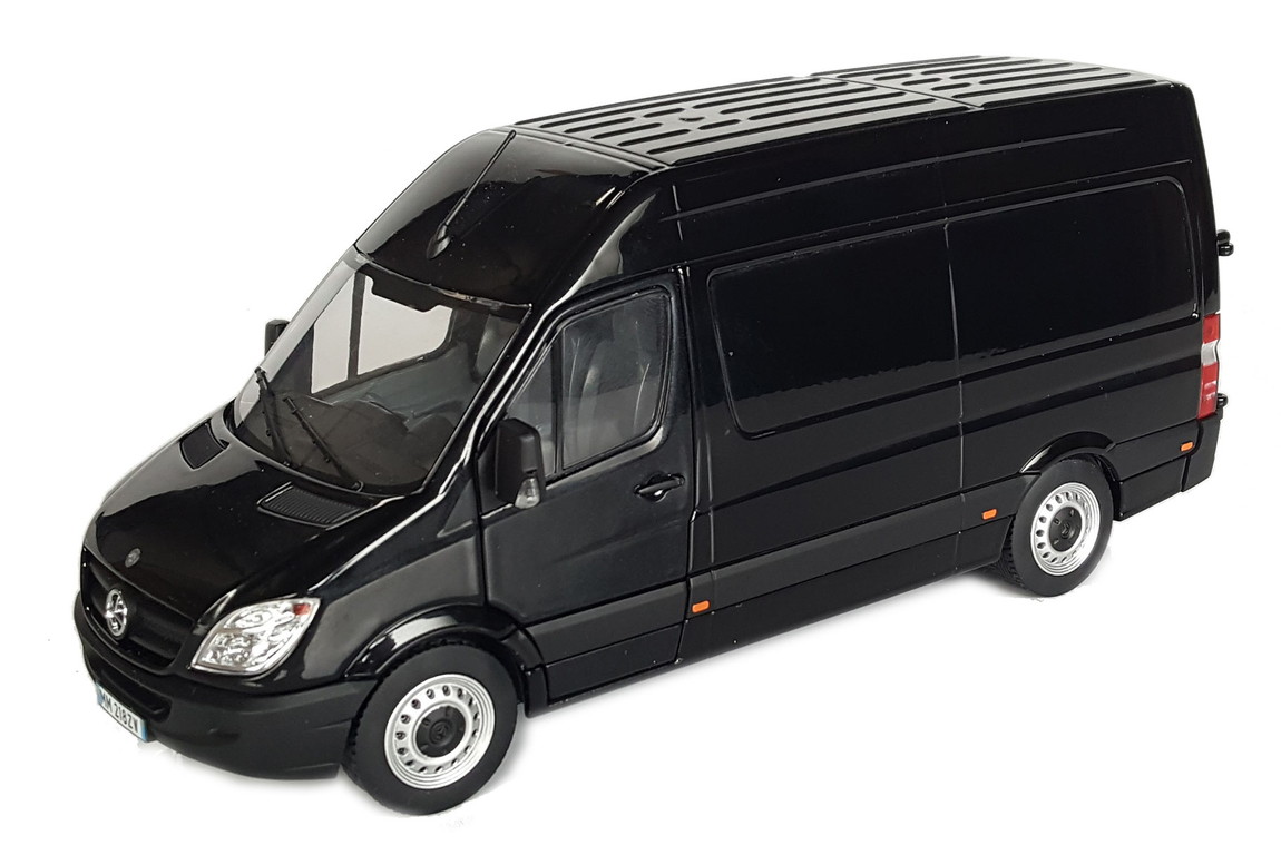 【取っておく】Mercedes-Benzメルセデスベンツ Sprinterスプリンター 黒いこと / margemodel 1/32 ミニカー
