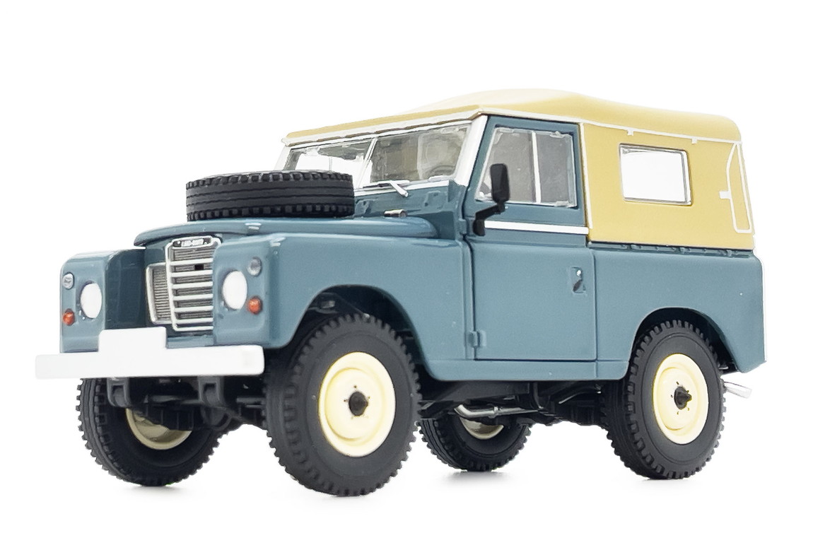 【取っておく】Landrover地べたローバー Series 3 88 ホンブルグ帽いの一番 マリーンブルー / margemodel 1/32 ミニカー
