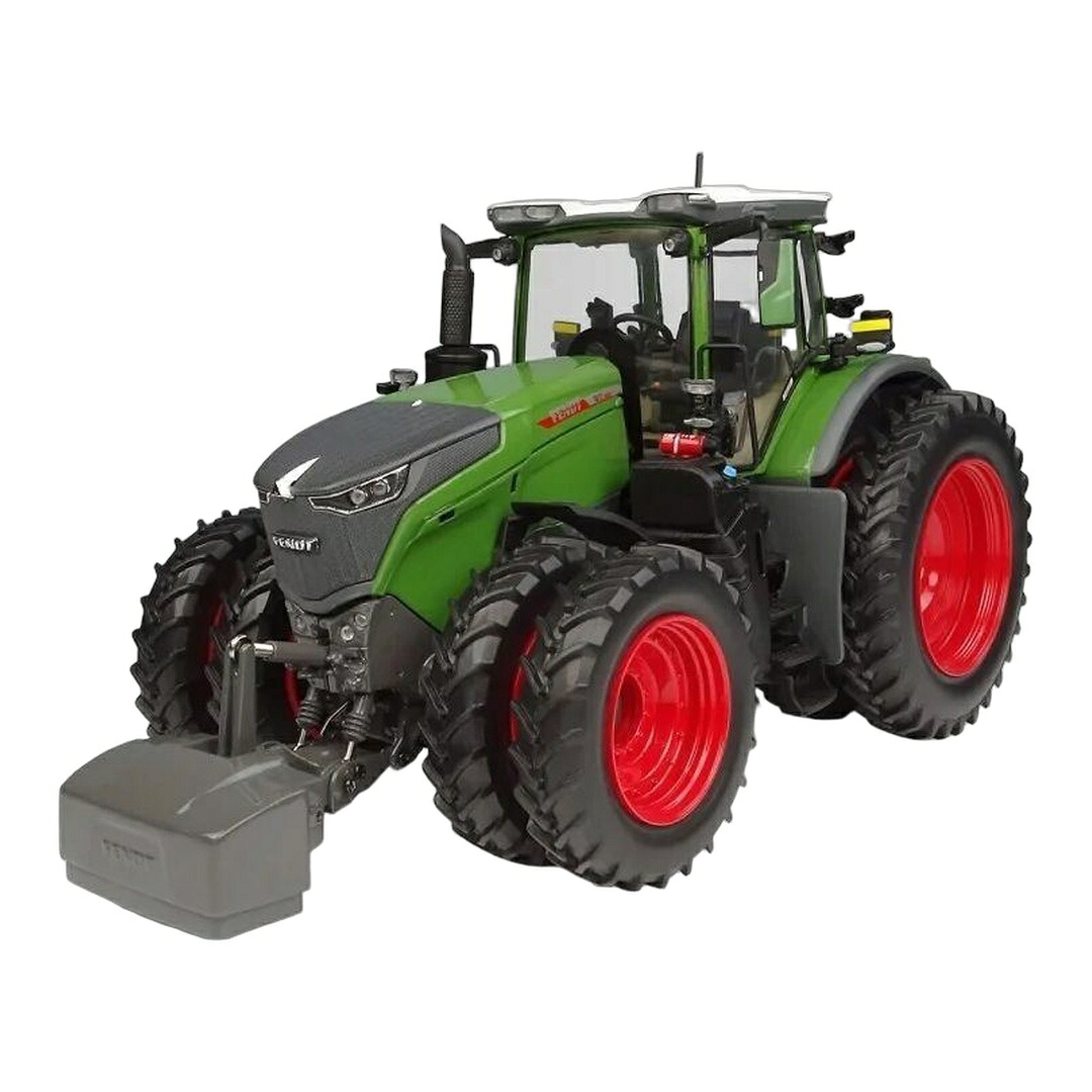 フェント 1052 バリオ アメリカ仕様 デュアルクロップタイヤ 2026 トラクター 農機 / Universal Hobbies 1/32 農業機械模型｜ラストホビー