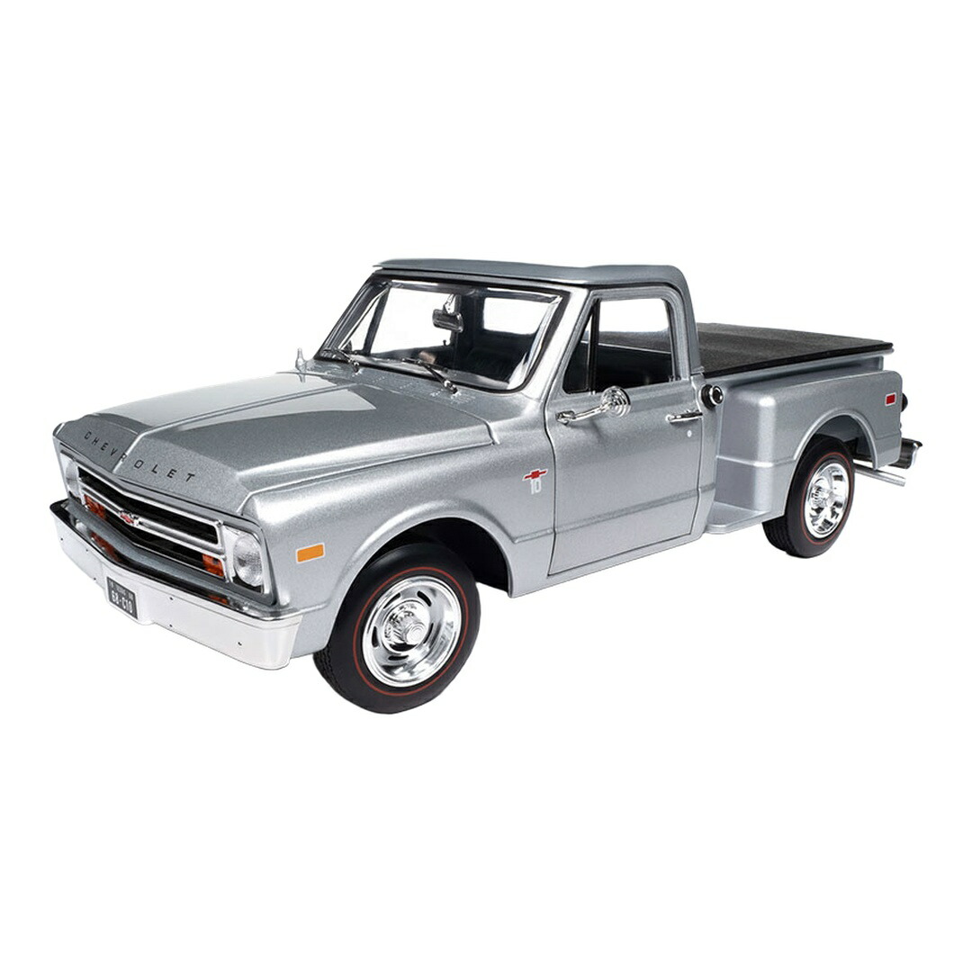 Chevroletシボレー C10 Pickup Truck Stepside 1968 Silver / AutoWorld 1/18 ミニカー ひな型