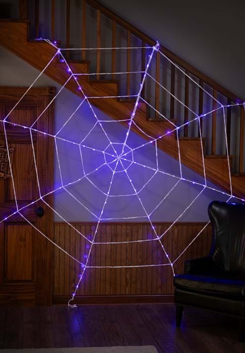 パープル ライトアップ スパイダーウェブ デコレーション ハロウィン 屋内外使用可 9種点灯モード 白プラッシュ生地 ポリエステル100%｜ラストホビー