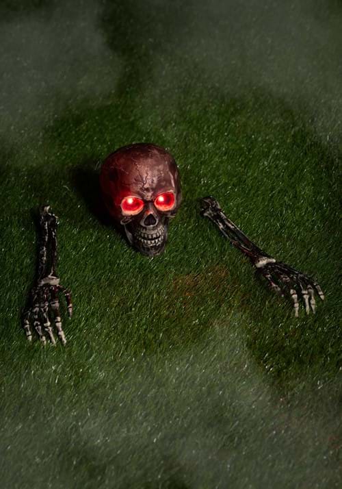 ハロウィン装飾 光る骸骨 頭蓋骨と手のステーク LED赤色発光 高さ約20cm 地面設置型デコレーション