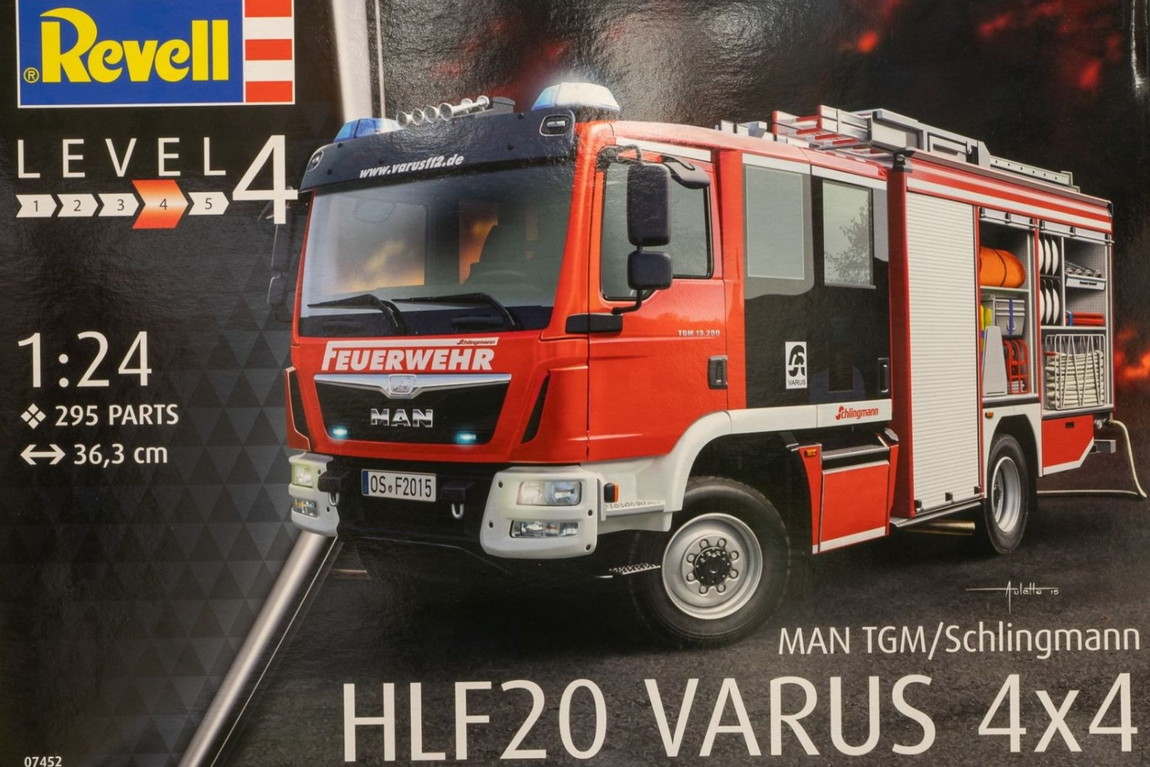 MAN Schlingmann HLF 20 VARUS 4 消防自動車 精神的な統合プラモ一揃いの道具ひな型 鉄道車両青写真 /Revell 1/24