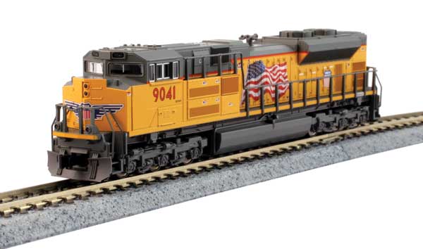 EMD SD70ACe ノーズヘッドライト DCC ユニオンパシフィック #8962 アーマーイエロー グレー アメリカ国旗/KATO USA Nゲージ    鉄道模型 外国