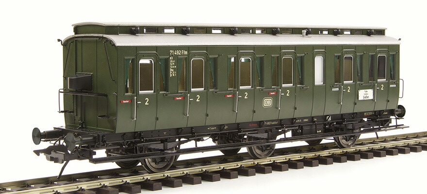 0ゲージ 鉄道模型 客車 Lenz レンズ DB プロイセン B3形 客車 Era III Prussian type B3 compartment car of the DB epoch III DC
