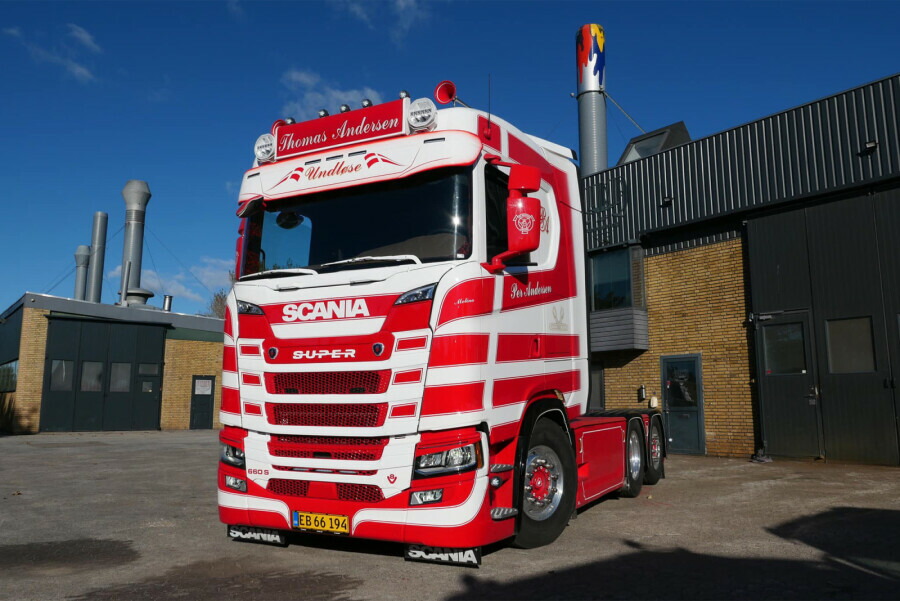 【取っておく】2026年発売予定を組む Scaniaスカニア S NORMAL CS20N 6X2 TAG AXLE Per Andersen / WSI 1/50 築き上げる機械類 ひな型
