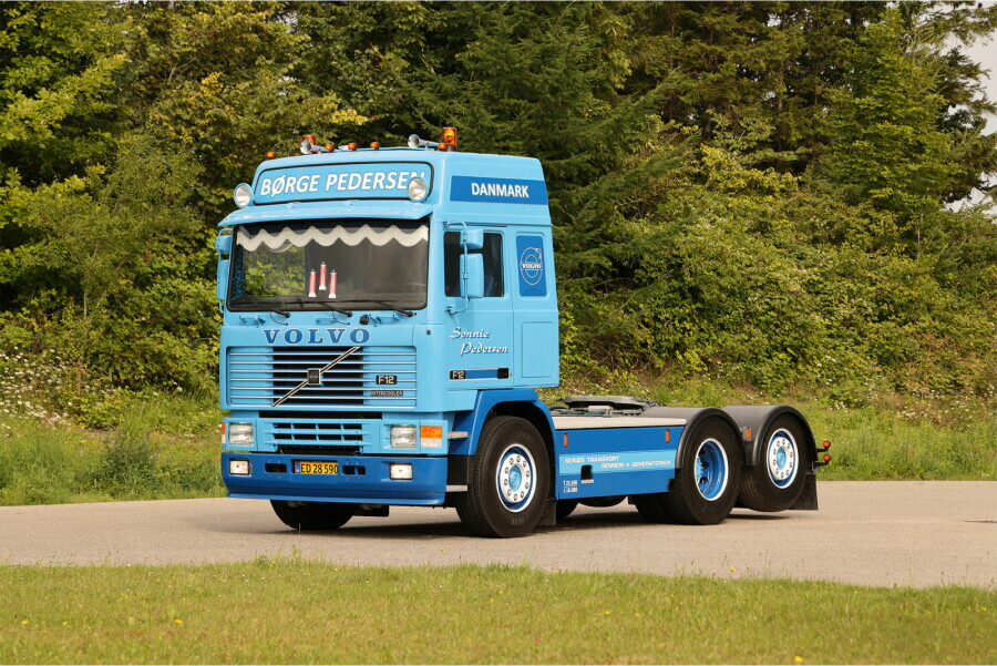 【取っておく】2026年発売予定を組む Volvoボルボ F12 GLOBETROTTER 6X2 TAG AXLE Sonnie Pedersen / WSI 1/50 作り上げる機械類 ひな形