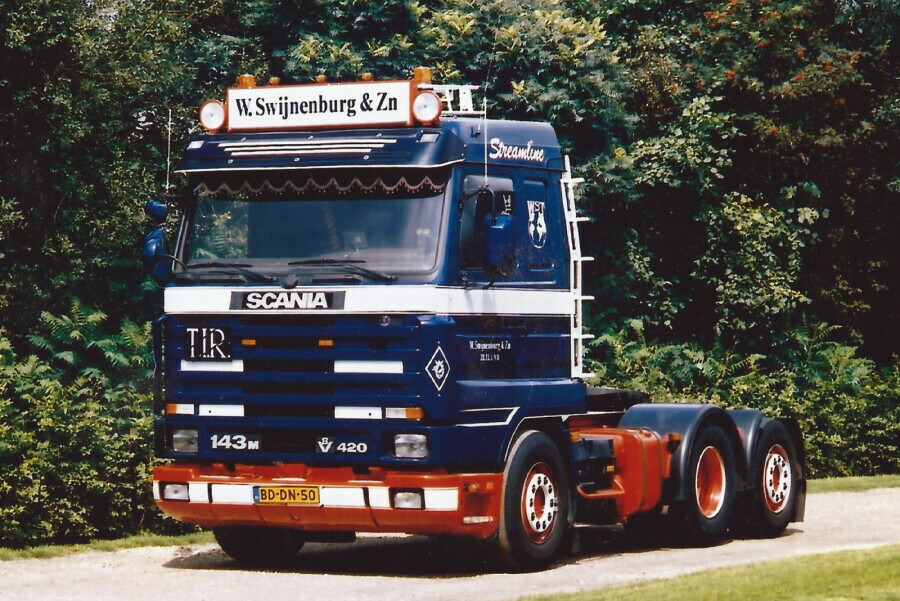 【予約】2026年発売予定 W SWIJNENBURG ZN SCANIA 3 SERIES ストリームライン 6X2 タグアクスル トラクタ / WSI 1/50 建設機械模型 工事車両|ラストホビー