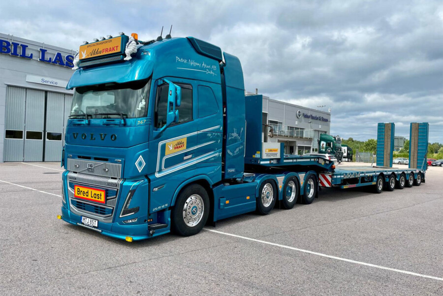 【予約】2027年発売予定 Akka Frakt VOLVO FH5 GLOBETROTTER XL 8X4 MANOOVR 5 AXLE / WSI 1/50 ミニカー トラック模型|ラストホビー