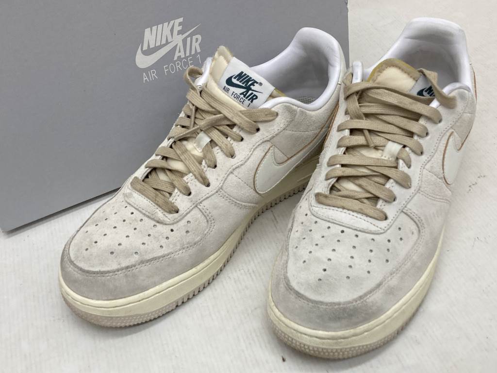 【NIKE】\"Air Force 1\" スニーカー 箱付き ※海外限定商品※ ☆海外人気激レア!NIKE AIR FORCE 1 