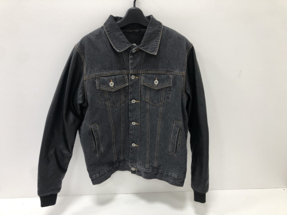 Stüssy 薄手レザージャケット Lサイズ ブラック 楽天市場】【中古】 STUSSY×SCHOTT (ステューシー×ショット