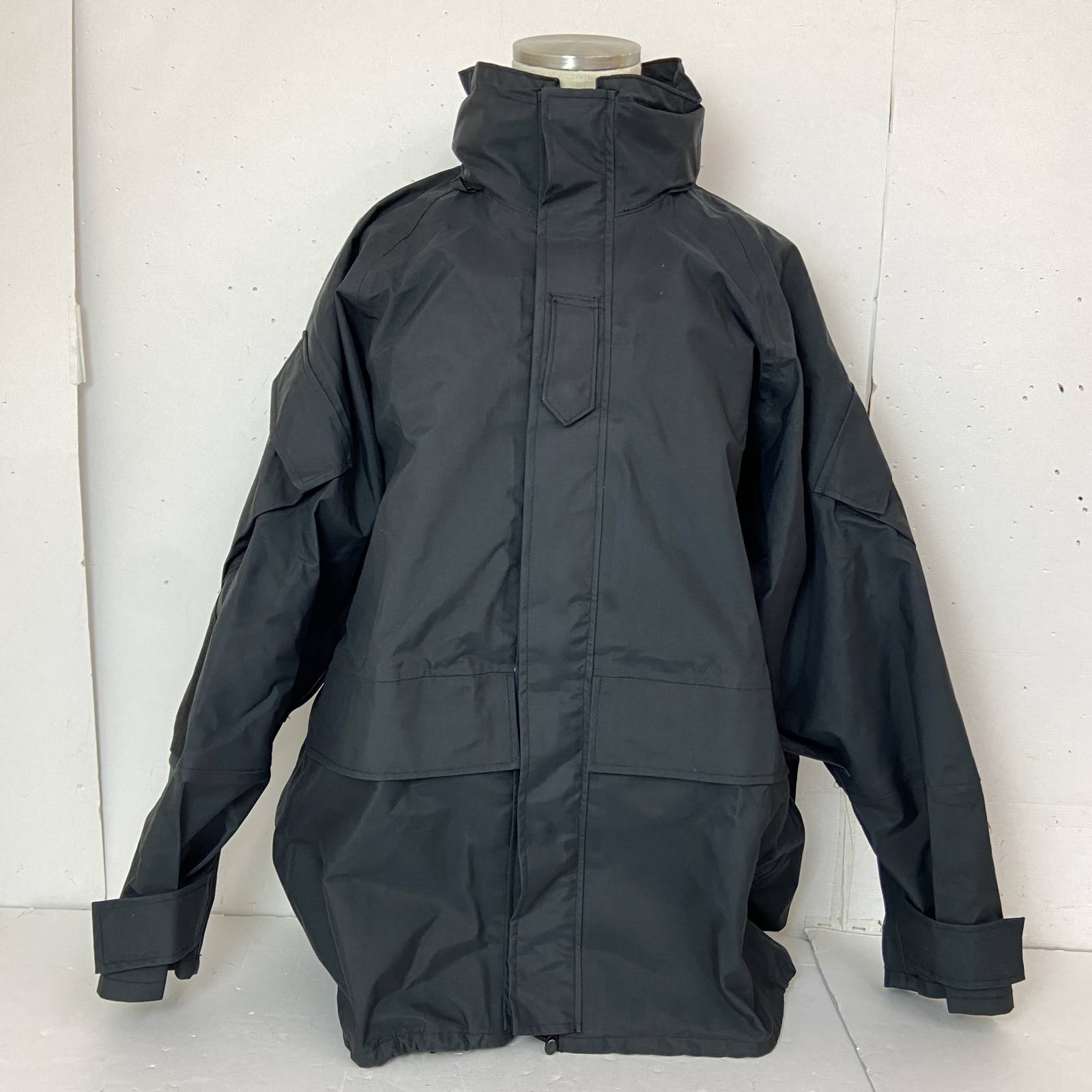 04w2782〓※【中古】S.W.I INC PARKA,EXTENDED COLD WEATHER SYSTEM フード付きナイロンジャケット SP0100-92-C-4167 ブラック Lサイズ 【八王子店】