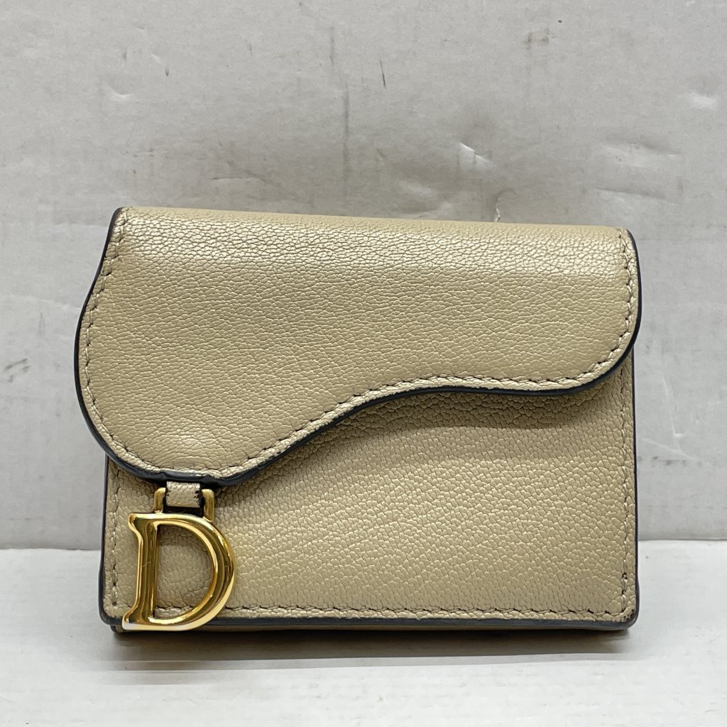 新品　未使用　クリスチャンディオール　ミニウォレット　財布 Christian Dior ディオール 二つ折り財布 LADY DIOR MEDIUM