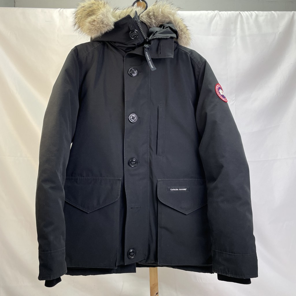 カナダグース ダウンジャケット CA01201 ブラック M ダウン