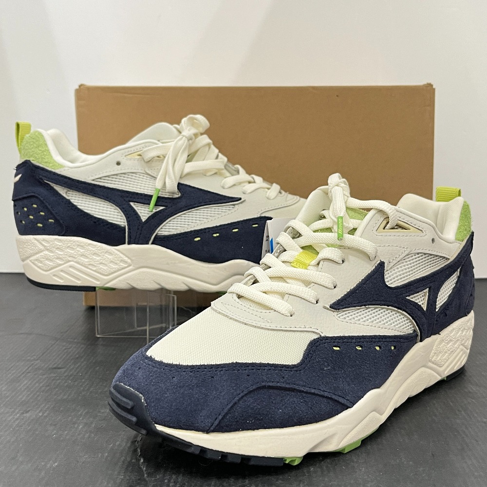 【中古】 MIZUNO CONTENDER WHITE/NAVY  28.0糎 US10 UK9 EU40 D1GA221301  スニーカー  06w16661  【三郷店】