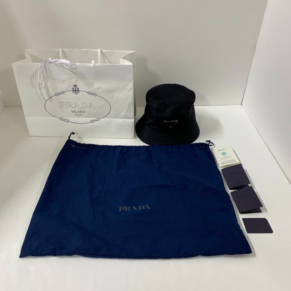 【中古】 プラダ PRADA Re-Nylon バケットハット ブラック 60479/2HC137 2DMI Lサイズ 帽子 08w14059 【水戸店】 39,182円