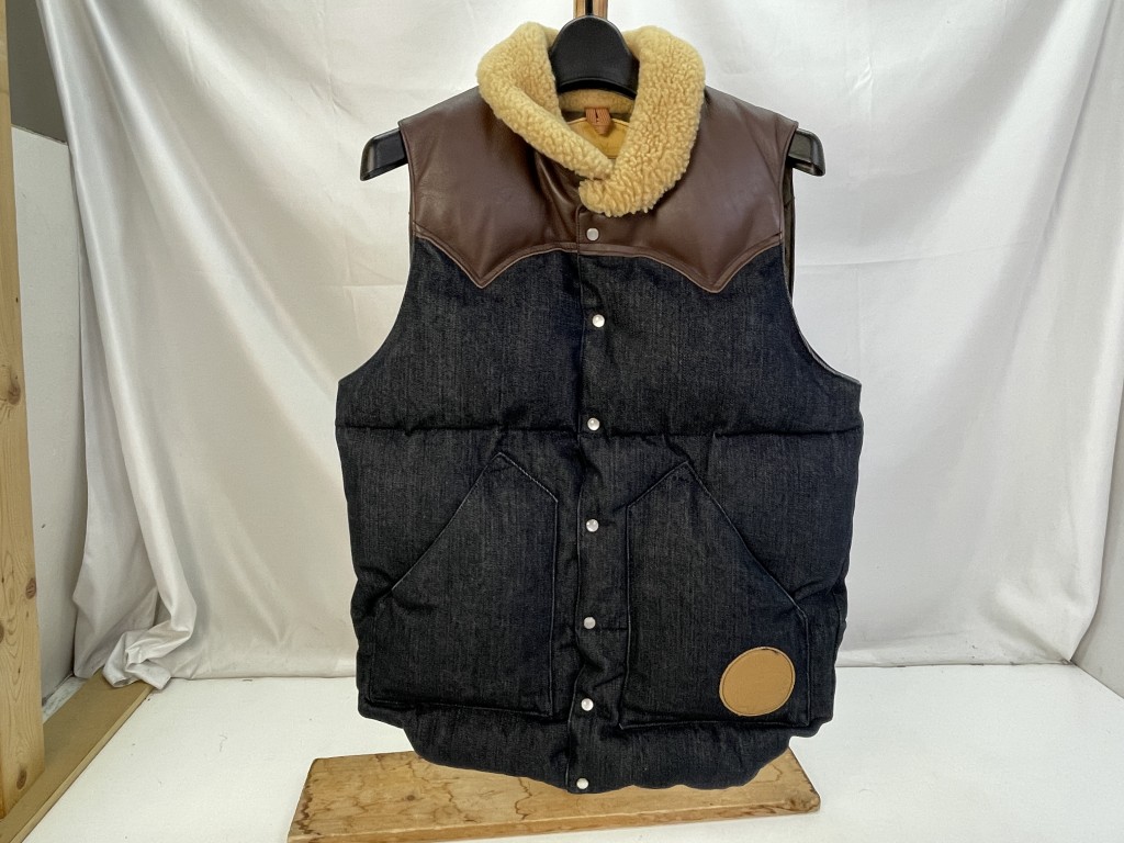ロッキーマウンテンフェザーベッド レザー デニム インディゴ ダウンベスト Rocky Mountain Featherbed ロッキーマウンテン ダウンベスト インディゴ