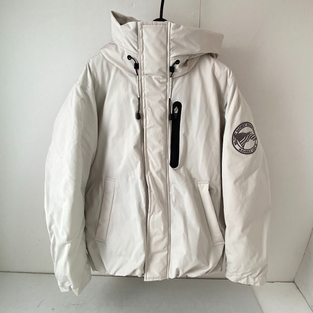 【中古】 AVIREX アヴィレックス ミリタリーファンクションダウン2 MILITARY FUNCTION DOWN 2 白 ホワイト サイズM メンズ アメカジ アウター 6102210 03w23309 【入間店】