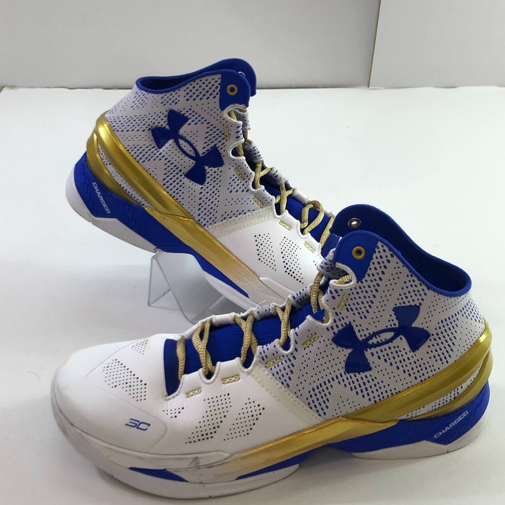 04w5989∞※【中古】UNDER ARMOUR CURRY 2 RETRO アンダーアーマー カリー 2 レトロ ステフィン・カリー 3027361-100 ホワイト/メタリックゴールド/チームロイヤル 29cm スニーカー 【八王子店】