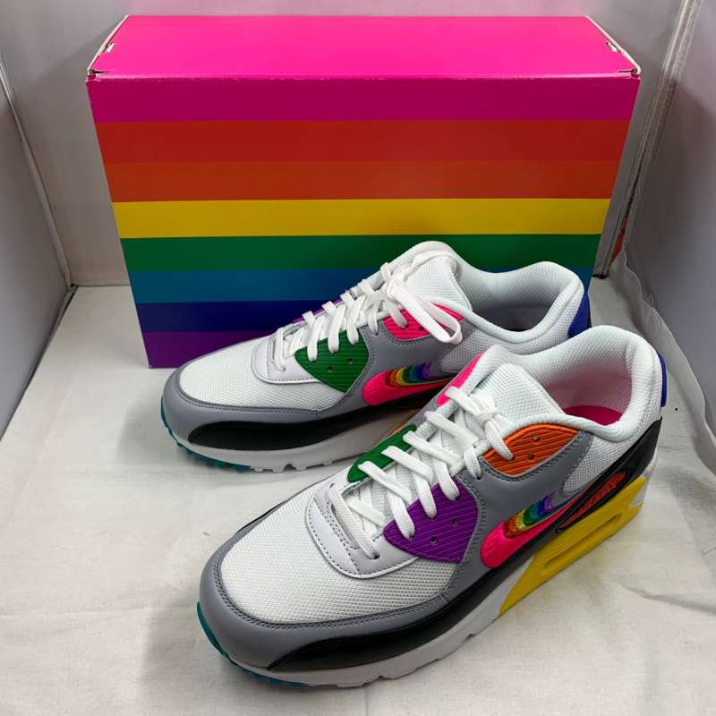 素晴らしい品質 エアマックス ナイキ Cj54 100 Wht Multi Color Blk Betrue 90 Max Air 中古 Nike 90 中古品 01ｒ1007 サイズ29ｃｍ マルチカラー レインボー スニーカー トゥルー ビー 01r1007 Rashiastrologer Com