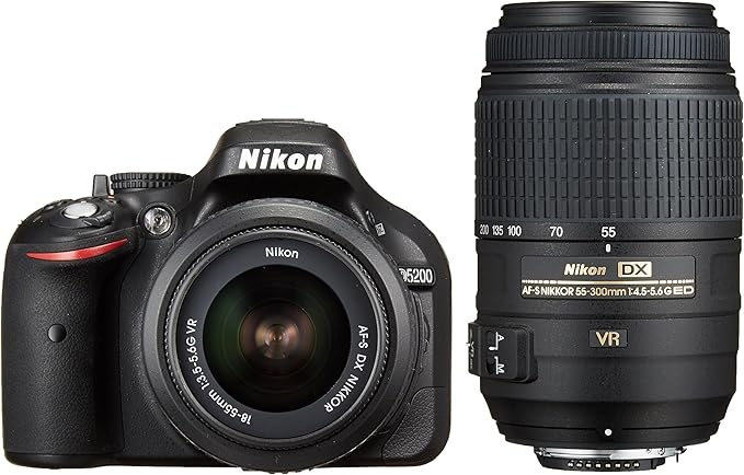 ★【中古品】Nikon / ニコン デジタル一眼レフカメラ D5200 ダブルズームキット ブラック AF-S DX NIKKOR 18-55mm f/3.5-5.6G AF-S DX NIKKOR 55-300mm f/4.5-5.6G ED 2410万画素 2012年式｜お宝プラス