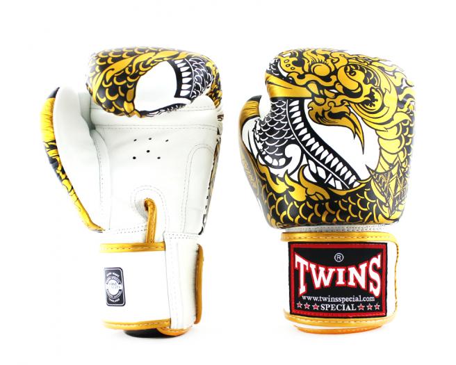 TWINS ボクシンググローブ 白/金 パンチングミット付き Amazon | TWINS ツインズ 本革製 パンチンググローブ 白 親指