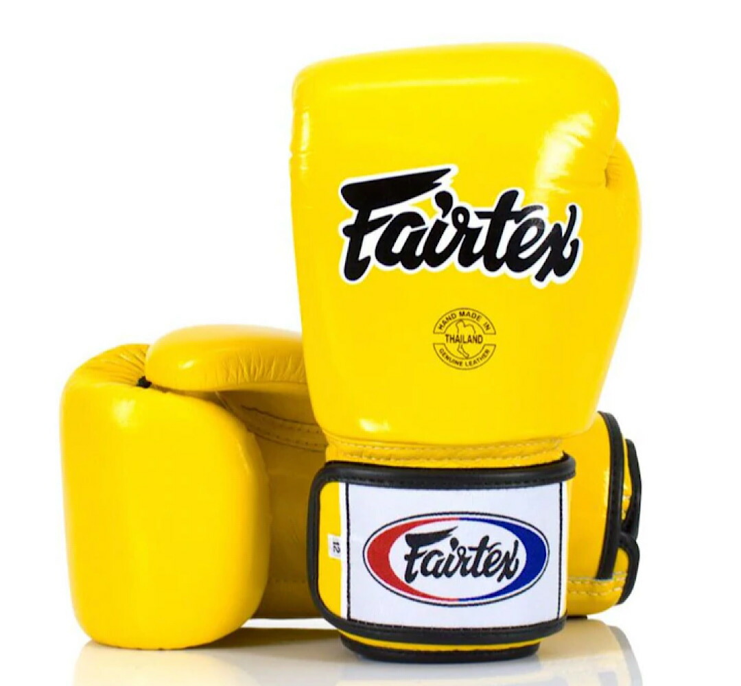 美品♪ Fairtex ボクシング　ムエイタイ　キック　14オンス Amazon.co.jp: Fairtex ボクシング キックボクシング ムエタイ