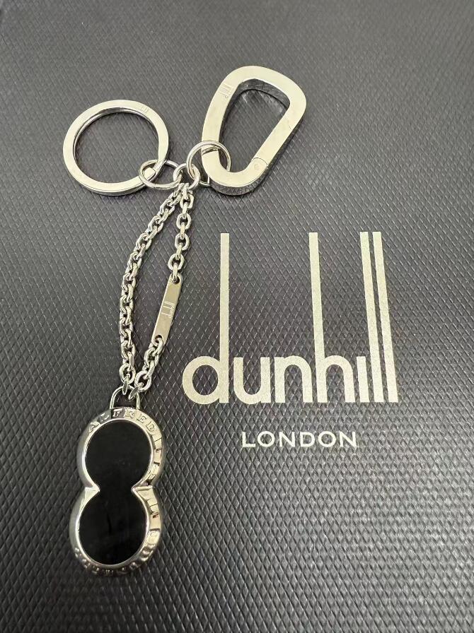ダンヒル　dunhillシルバー製　dマークキーホルダー ケース付き ダンヒル dunhillシルバー製 dマークキーホルダー ケース付き