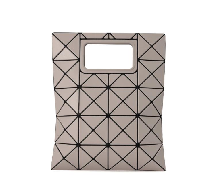 【海外配送可】【送料無料】【入手困難】BAOBAO ISSEY MIYAKE/イッセイミヤケ　バオバオ　BOCCA MATTE　ボッカ　ハンドバッグ AG651　【大人気】｜トレンドハウス