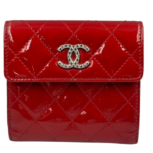 CHANEL シャネル カメリア 二つ折り財布 ココマーク コンパクト 楽天市場】CHANEL / シャネル | バタフライカメリア ココマーク 2