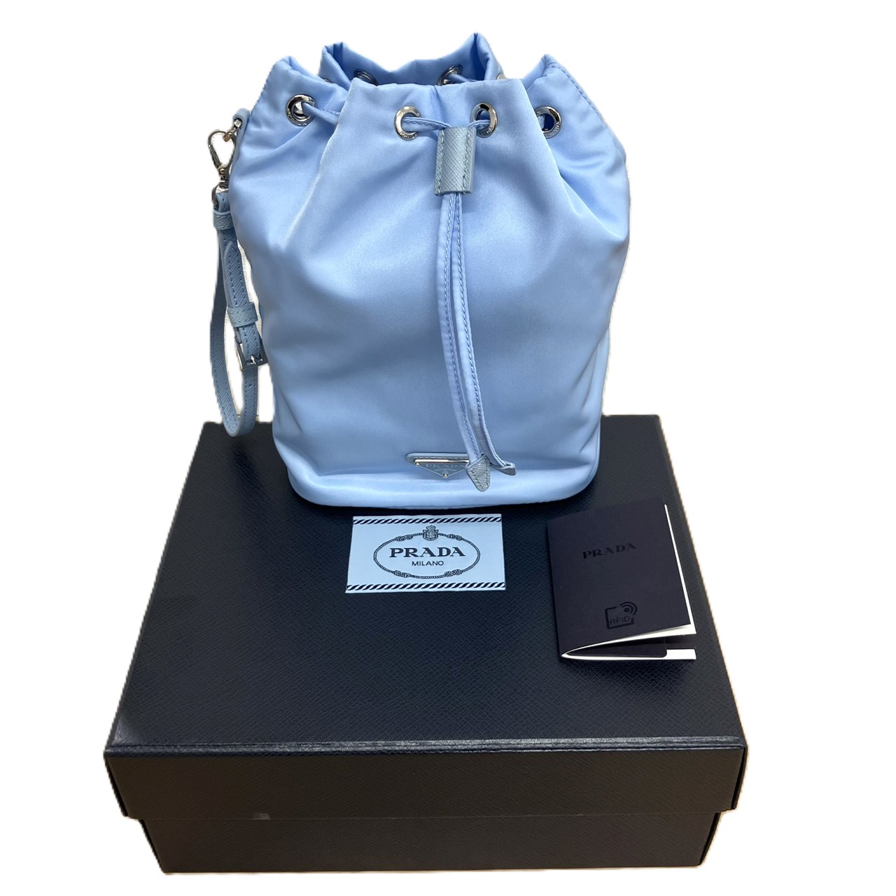 PRADA プラダ 1NS369 Re-Nylon リナイロン ３角形ロゴタイプ 車寄せ 点火装置青色