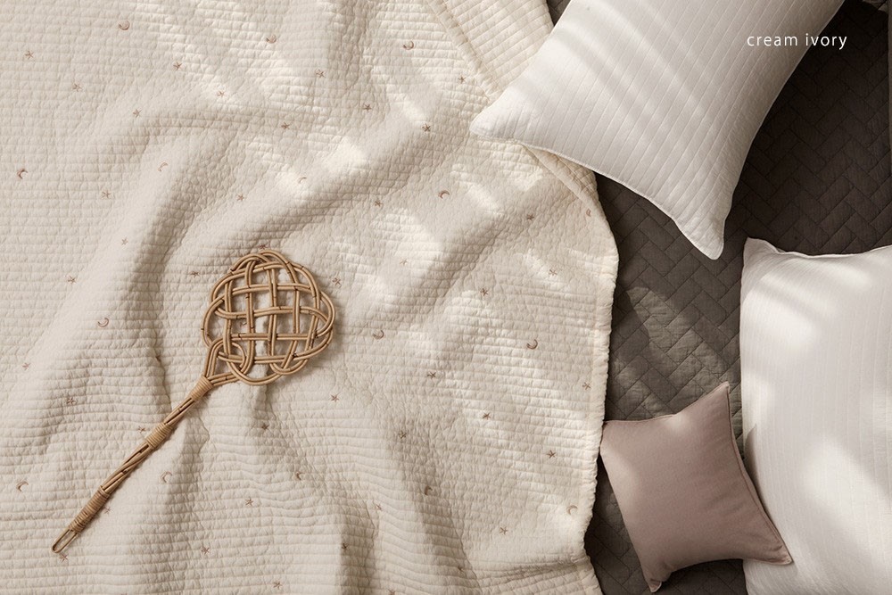 楽天市場 イブル 星と月の刺繍イブル Sサイズ 約70 100cm Trickholic トリックホリック Trick Holic 楽天市場店