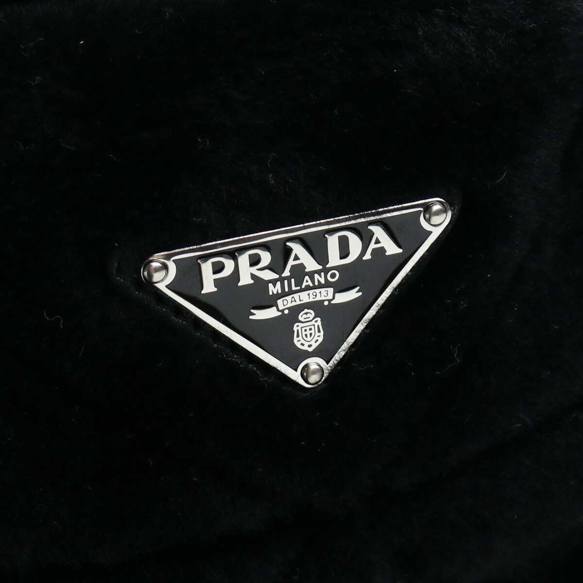 21aw新作 プラダ Prada トートバッグ ブランドバッグ ブランドロゴ ファ バッグ 1bg378 2ec9 V Woo F0002 Nero ブラック Bag 01 Spotbuycenter Com