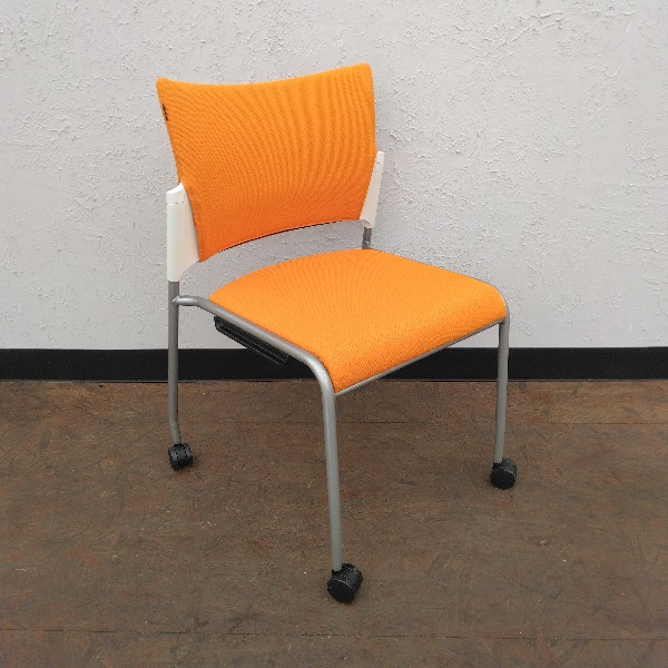 楽天市場】オカムラ ネスティングチェア クリール 9317SL-F002 2023年