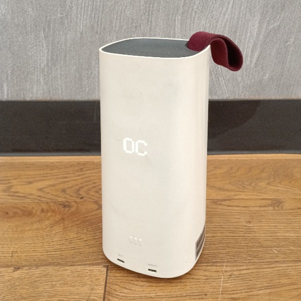 オカムラ 携帯型乾電池 DD77BB-GE19 見せびらかす品 白いこと 店卸し資産複数形台あり 中古